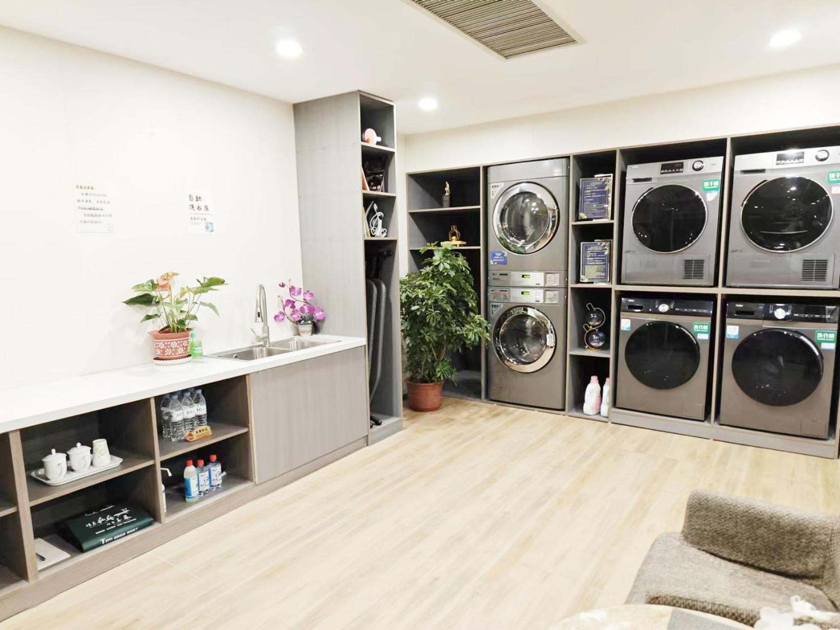 Jinan Yuquan Simpson Hotel Экстерьер фото