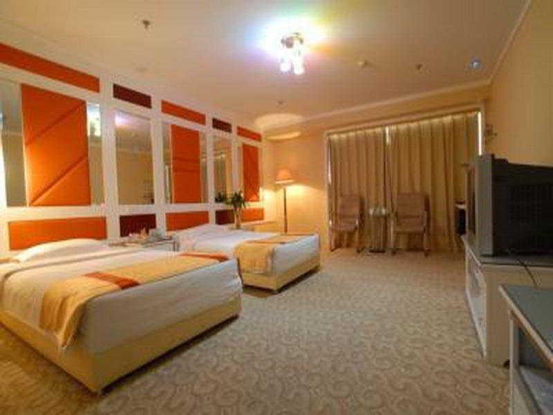 Jinan Yuquan Simpson Hotel Экстерьер фото